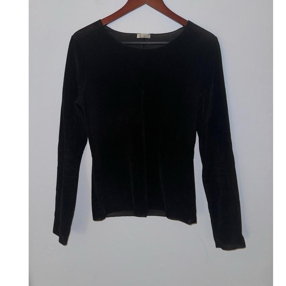 Free people black velvet top size large.